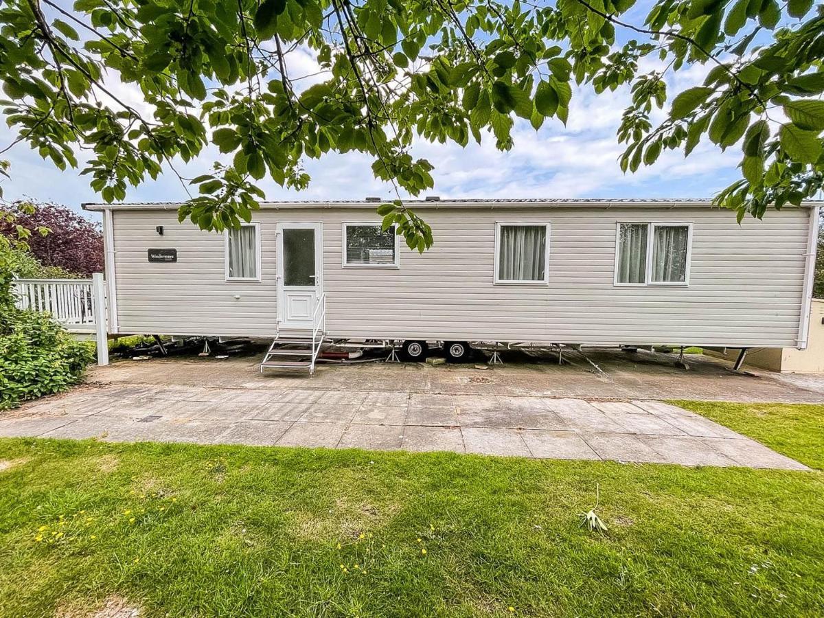 Hotel Beautiful 6 Berth Caravan With Decking At Southview Holiday Park Ref 33024O Skegness Exterior foto